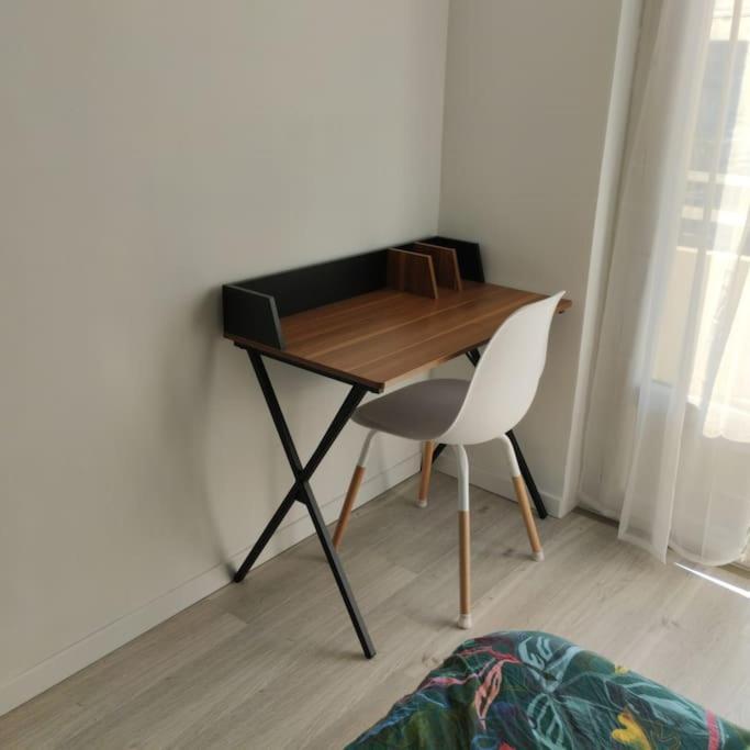 Appartement Verdoyant Au Bord Du Lac Leman Entre Evian Et Thonon Dans Une Villa Publier Exteriör bild
